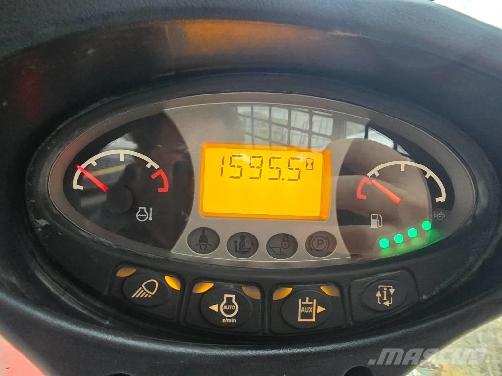 Bobcat T 770 滑移装载机