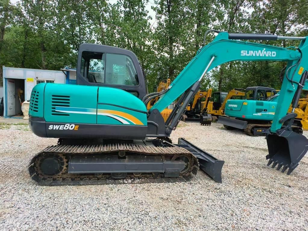 Sunward SWE 80H 小型挖掘机