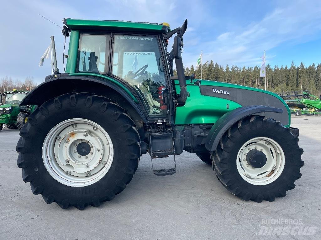 Valtra T 151 拖拉机/农用车