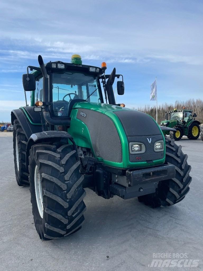 Valtra T151 拖拉机/农用车