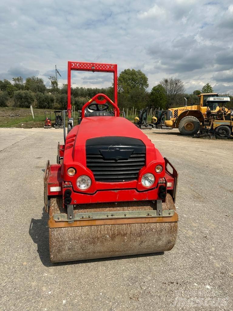 Hamm HD 12 双轮压路机
