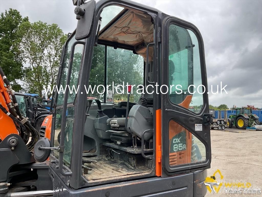 Doosan DX 85 R-3 中型挖掘机