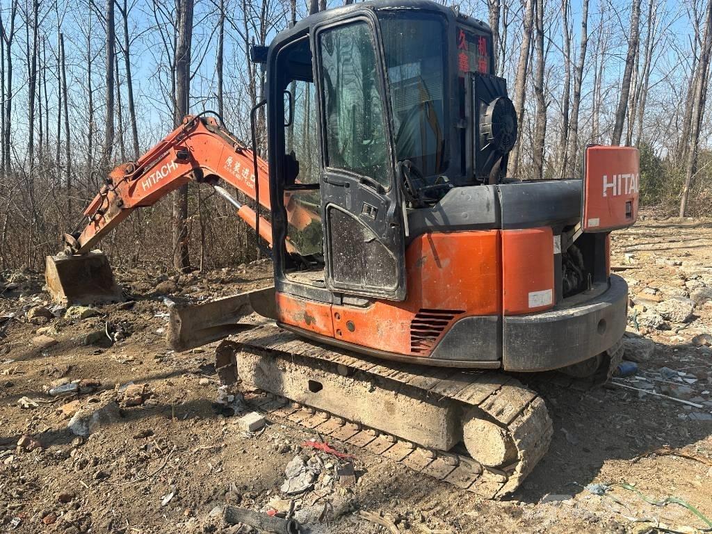 Hitachi ZX50 履带挖掘机