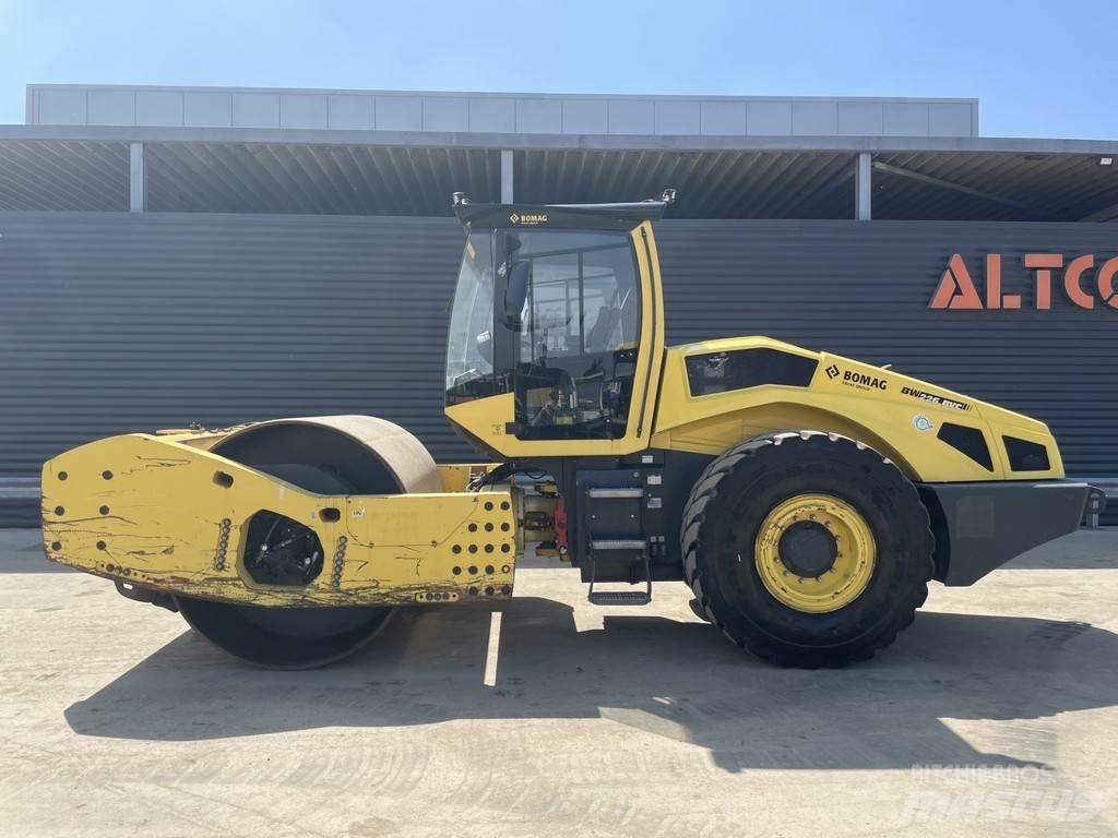 Bomag BW 226 BVC-5 单轮压路机
