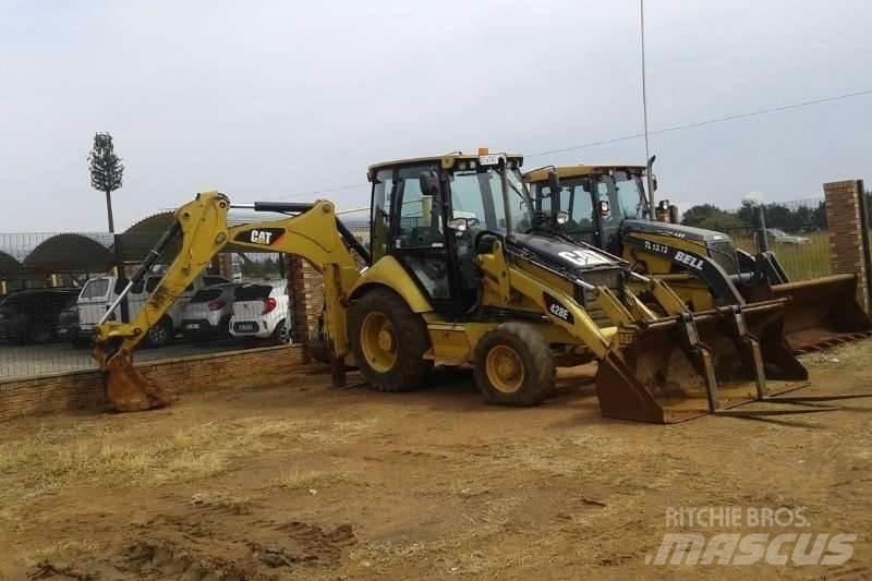 CAT 428E 反铲装载机