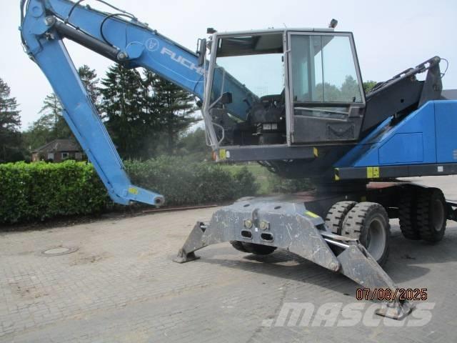 Fuchs MHL 320 工业挖掘机