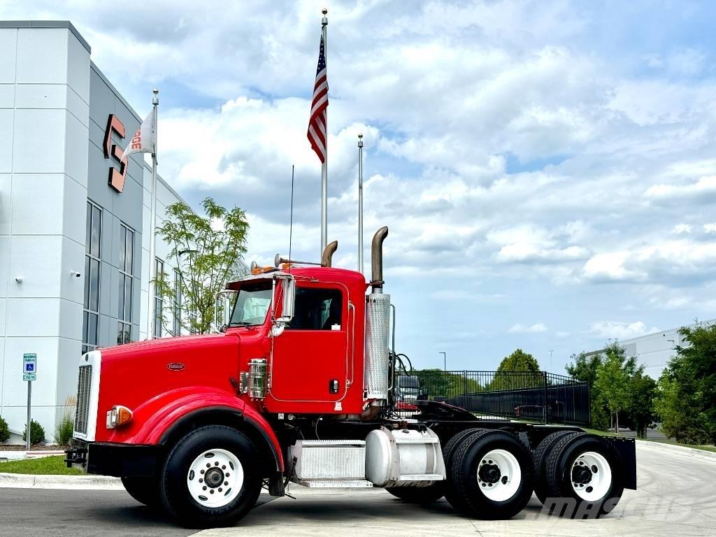 Peterbilt 357 牵引车