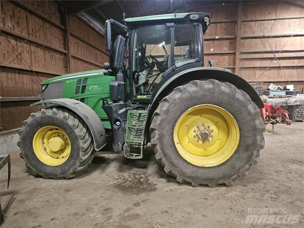 John Deere 6250 R 拖拉机/农用车
