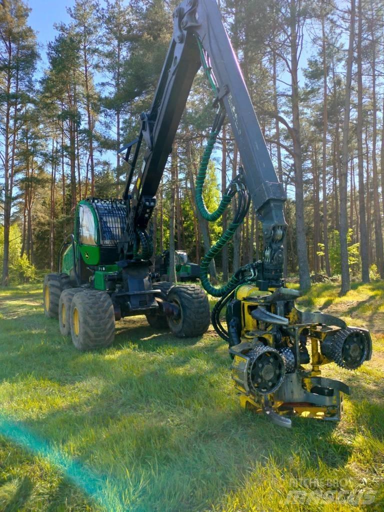John Deere 1270 G 收割机