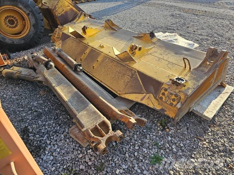 Komatsu D 65 WX-17 履带式推土机