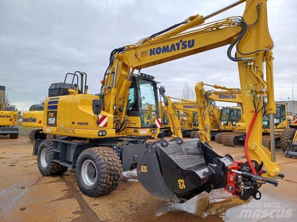 Komatsu PW158-11E0 轮式挖掘机