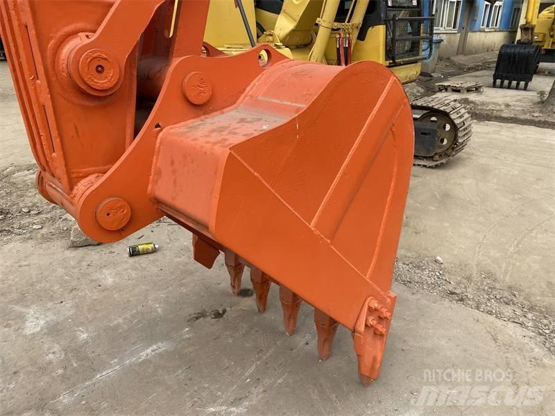Doosan DX150 履带挖掘机