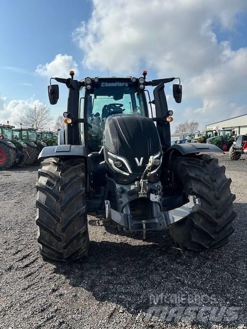 Valtra T 235 D 拖拉机/农用车
