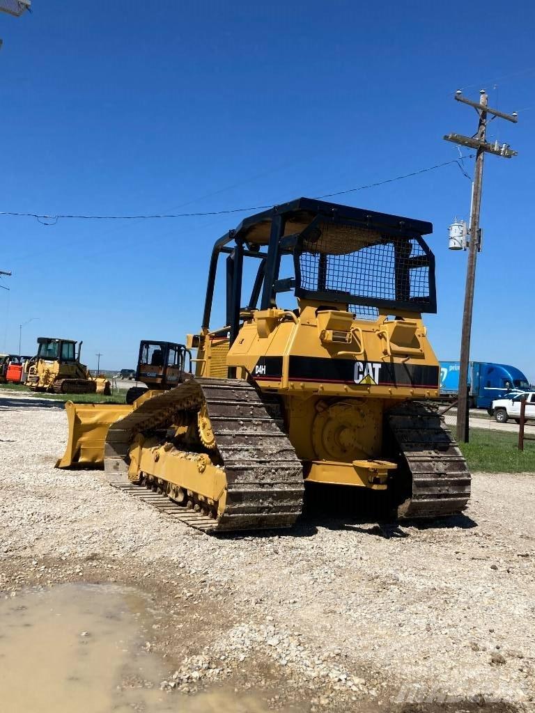 CAT Bulldozer D4H 履带式推土机