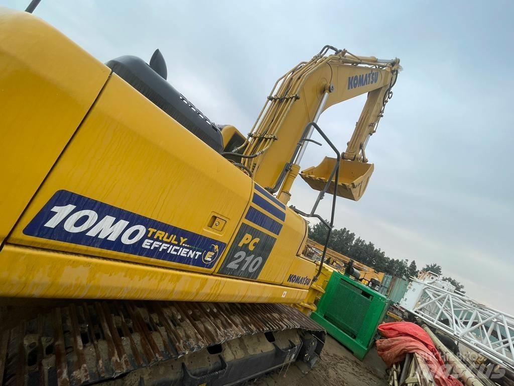 Komatsu PC210-10MO 履带挖掘机