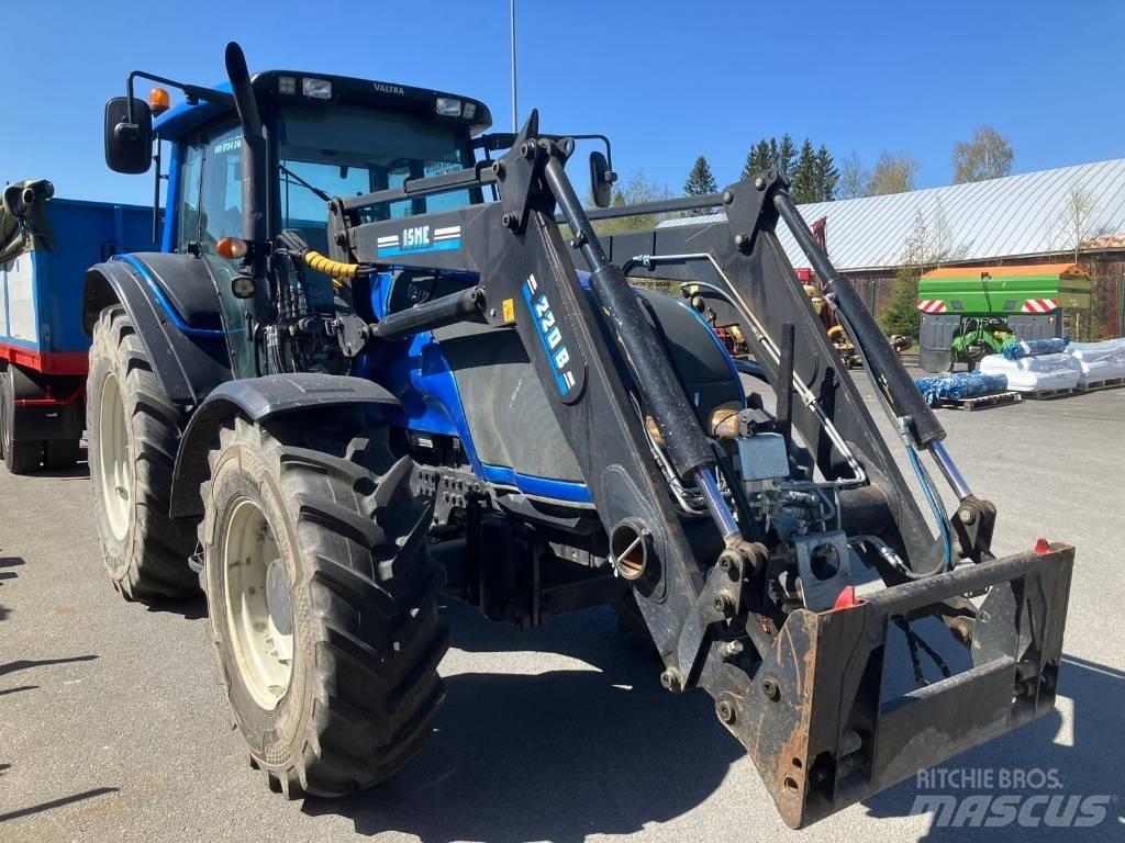 Valtra T 151 拖拉机/农用车
