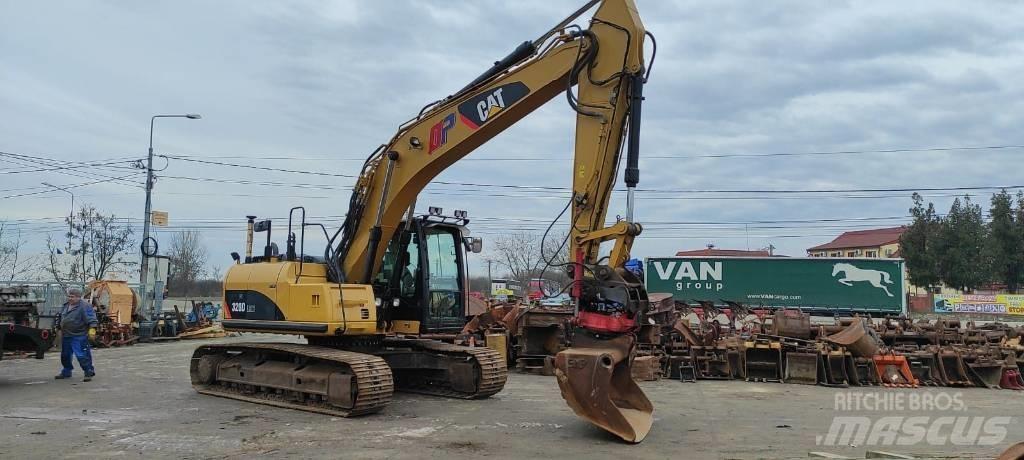 CAT 320 D 履带挖掘机