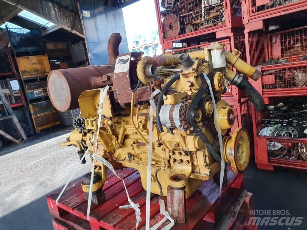 Komatsu SA6D95L-1 履带挖掘机