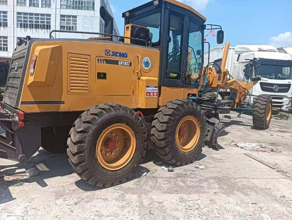 XCMG GR 1803 平地机/推土机