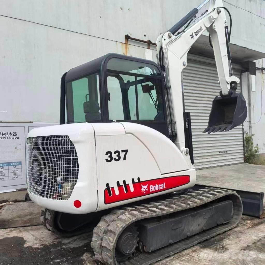 Bobcat 337 小型挖掘机
