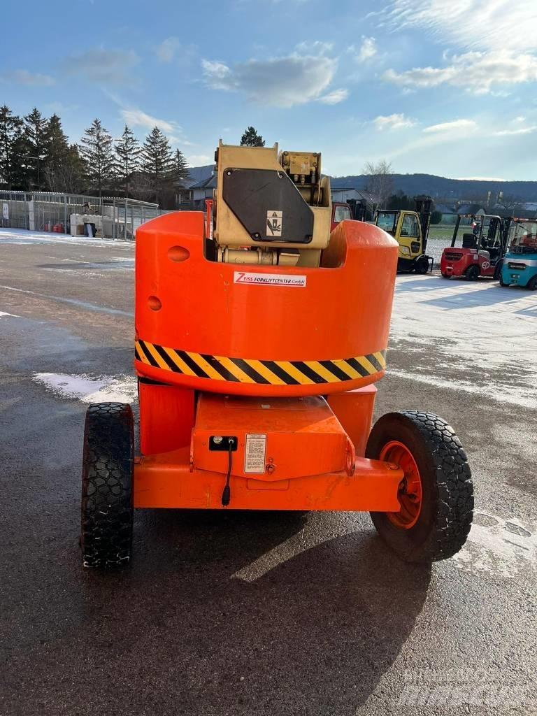 JLG 45 E 曲臂高空工作平台