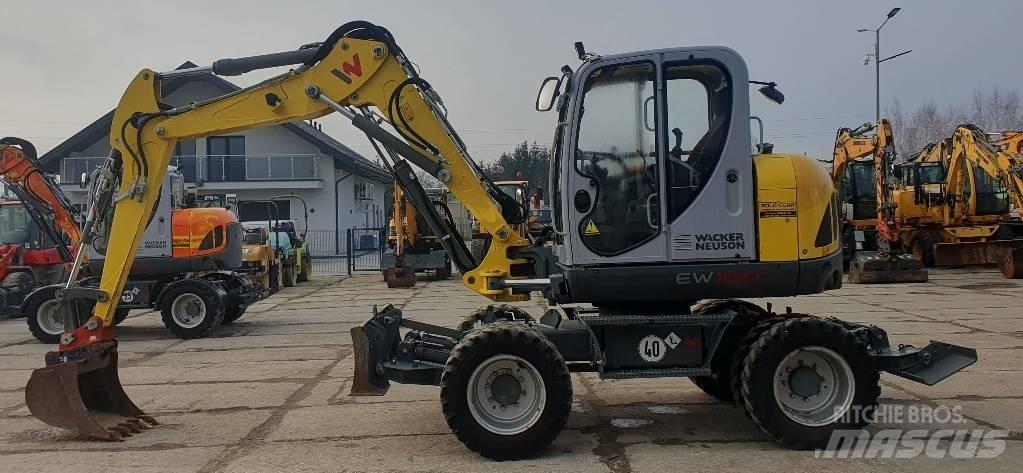 Wacker EW100 轮式挖掘机