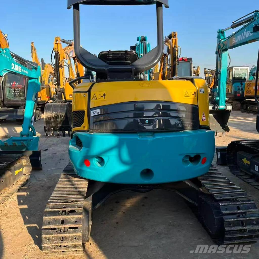 Kubota U 35 小型挖掘机