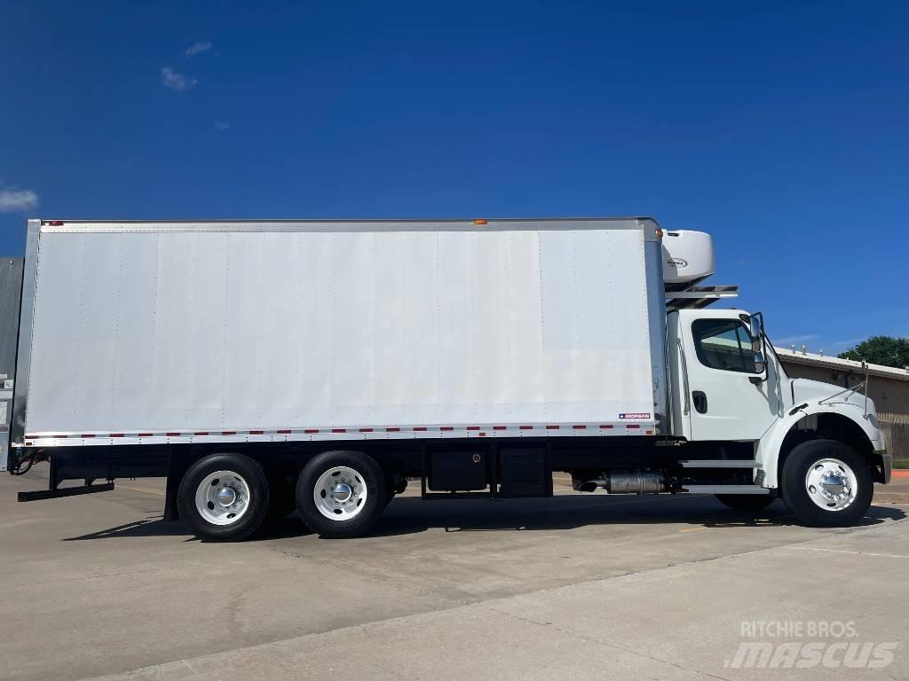 Freightliner M 106 冷藏车