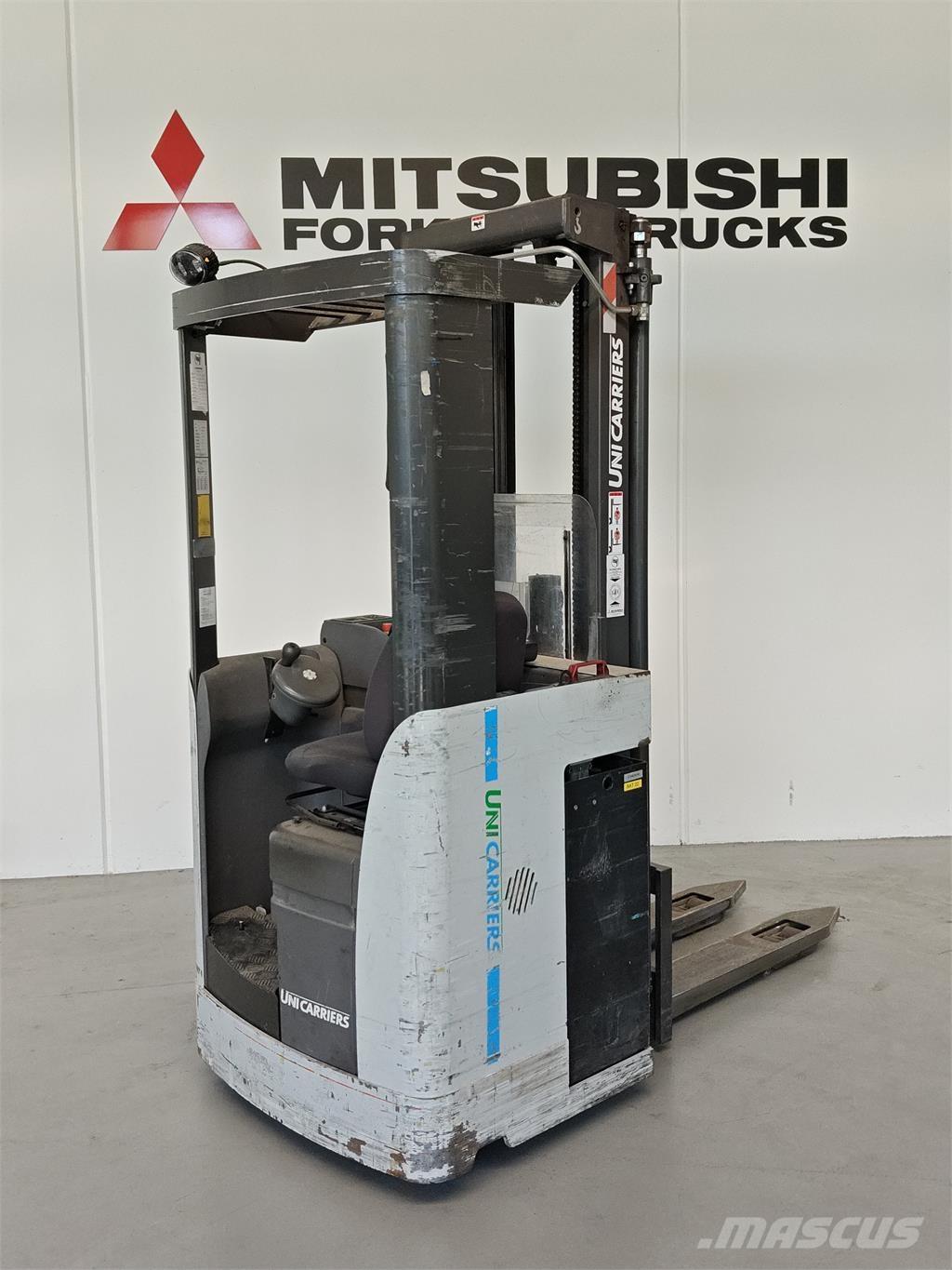 Atlet XSN160E 行走式堆垛机