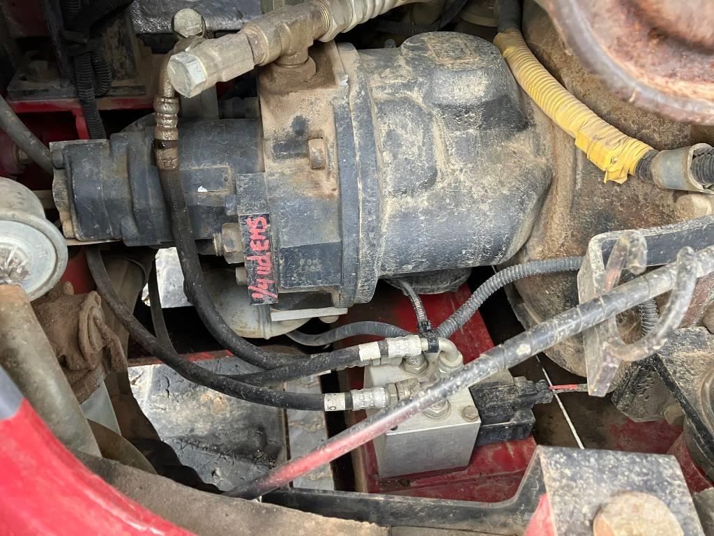 Takeuchi TB 250 履带挖掘机