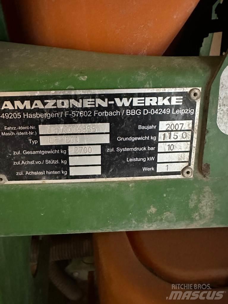 Amazone UF1201 悬挂式喷雾机