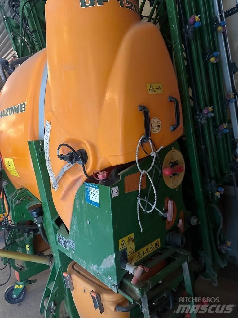 Amazone UF1201 悬挂式喷雾机