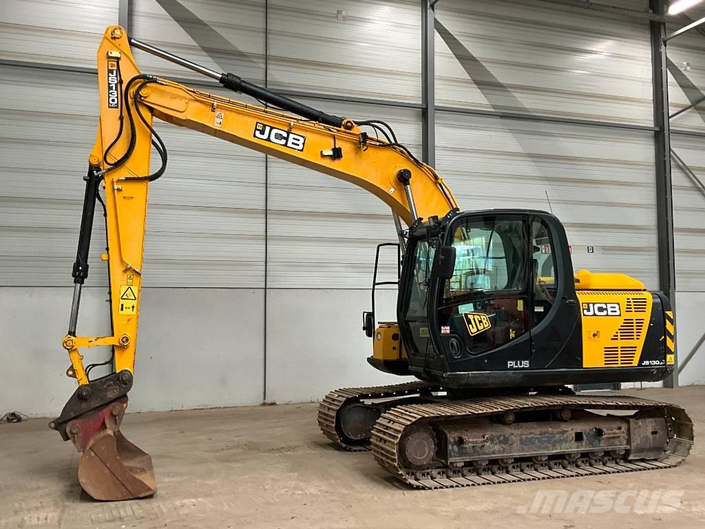 JCB JS 130 LC 履带挖掘机