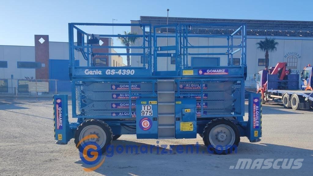 Genie GS 4390 剪叉式升降机