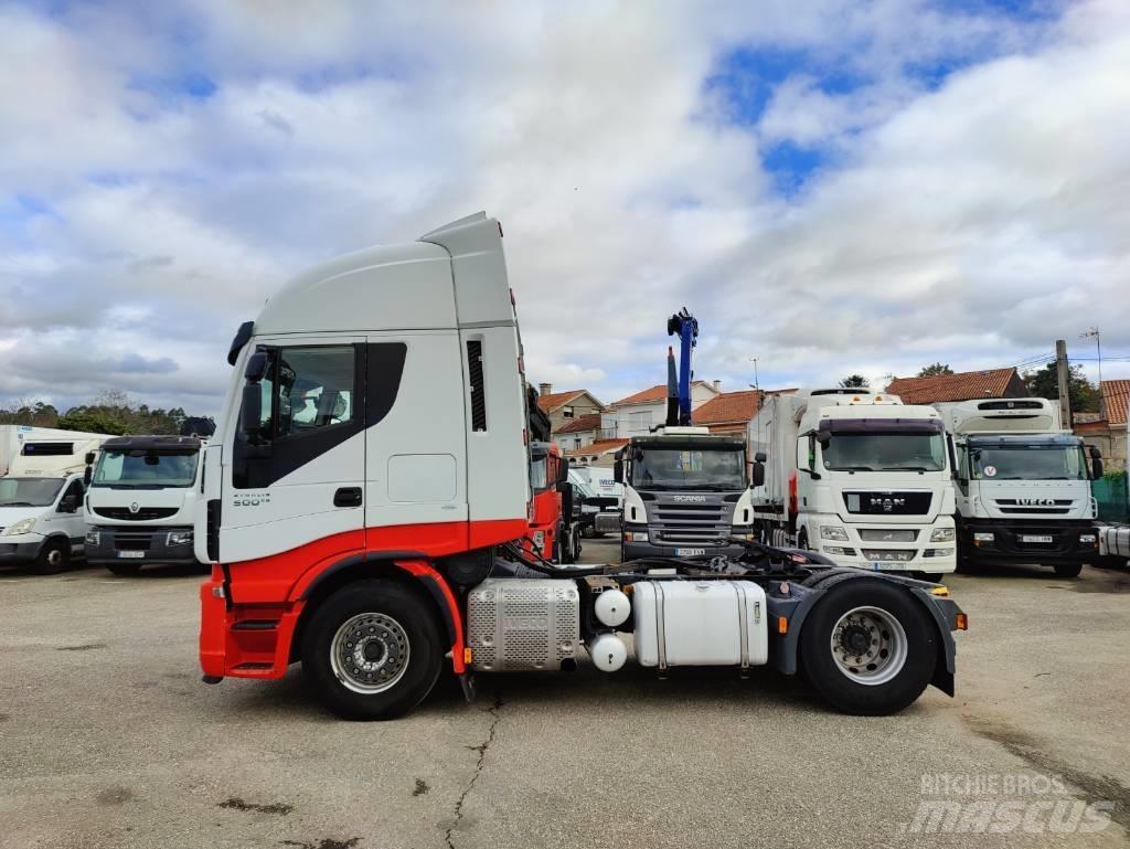 Iveco AS 440 S50 牵引车