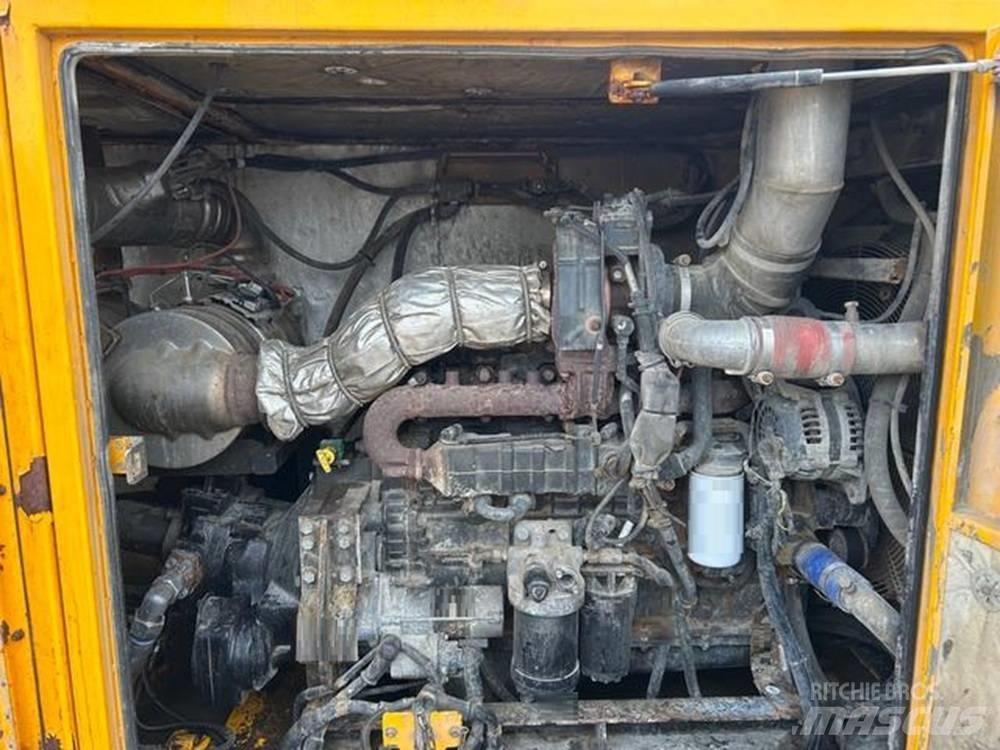 Hütte HBR 608 打桩机