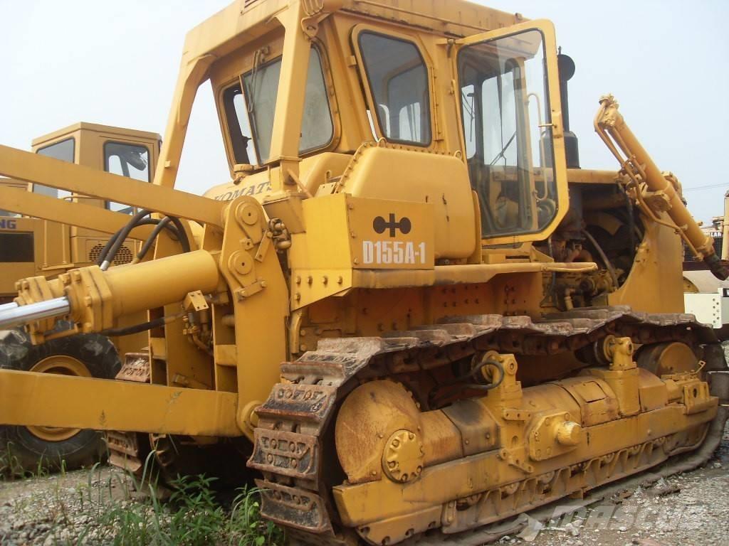 Komatsu d155a-1 履带式推土机