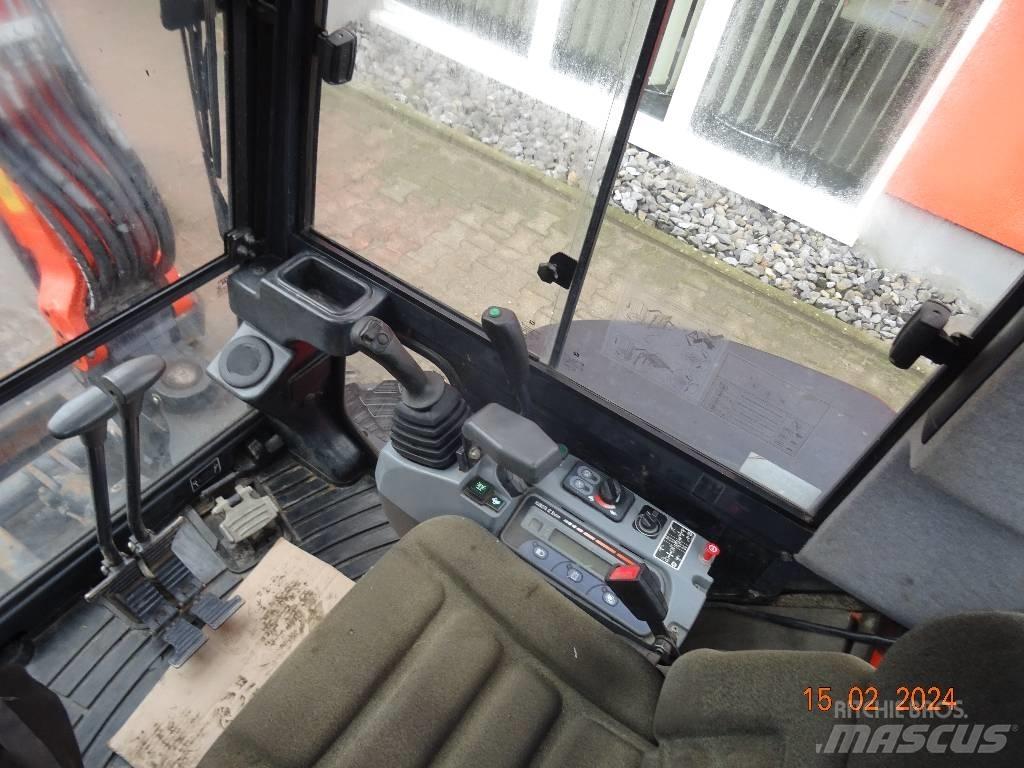 Kubota 101-3 小型挖掘机