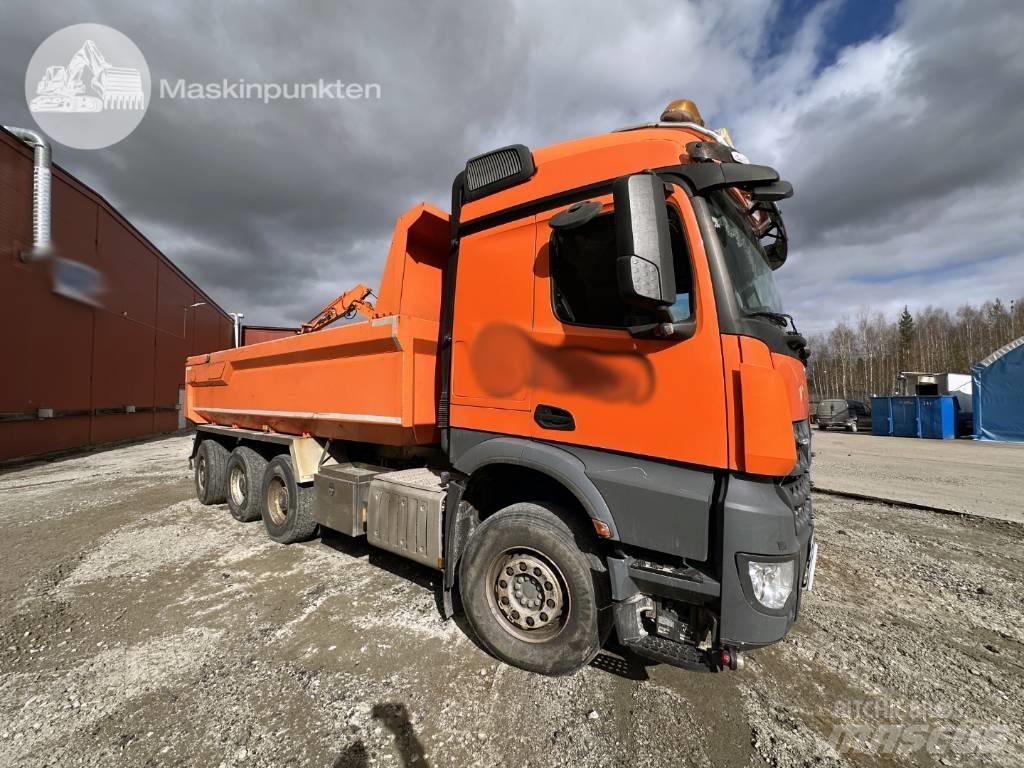 Mercedes-Benz Arocs 自卸式货车