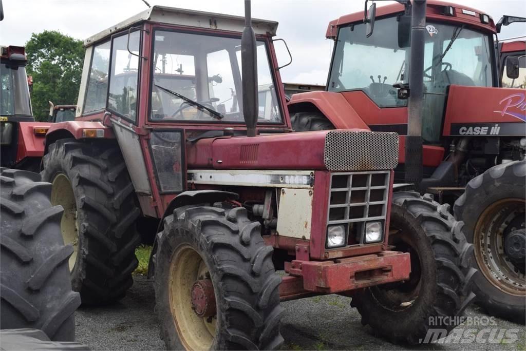 Case IH 844 A/S 拖拉机/农用车