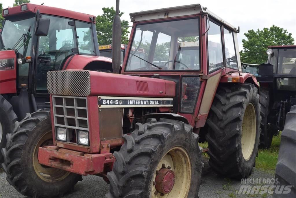 Case IH 844 A/S 拖拉机/农用车