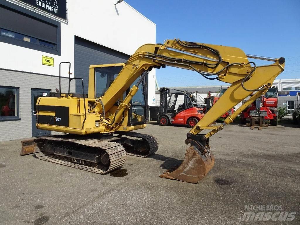 CAT 307 小型挖掘机