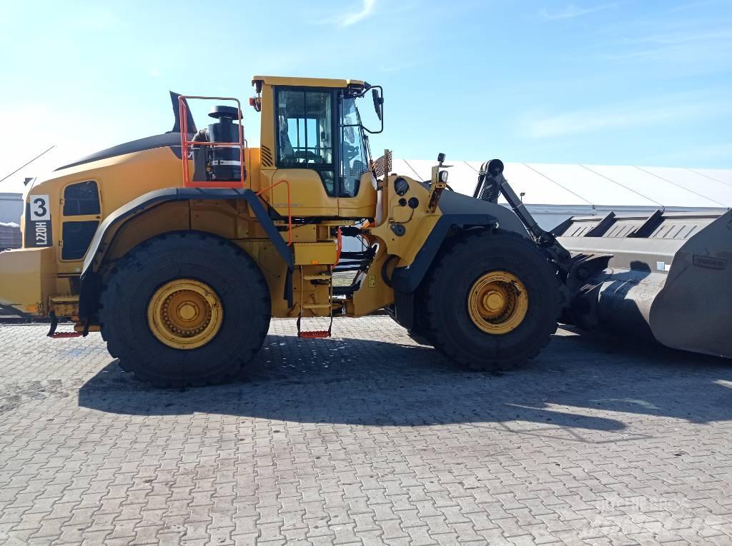 Volvo L 220 H 轮式装载机