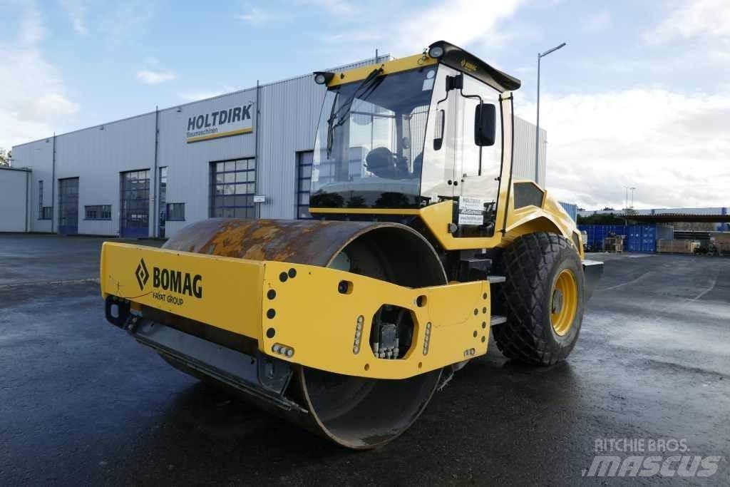 Bomag BW 213 D-5 土壤压实机
