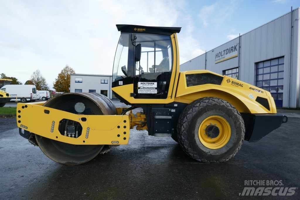 Bomag BW 213 D-5 土壤压实机