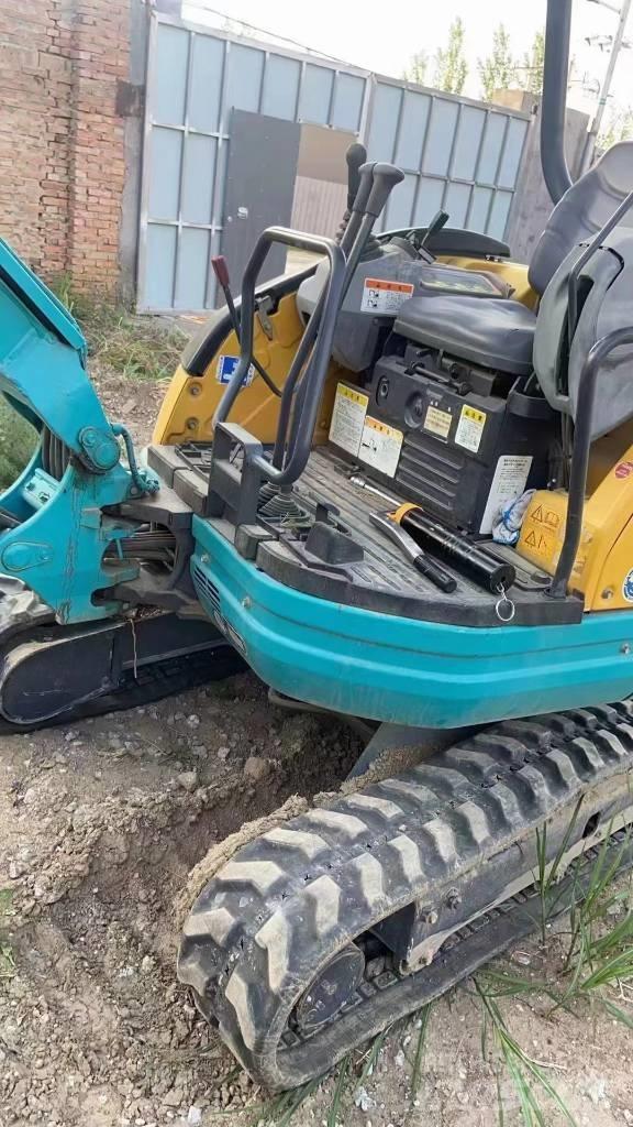 Kubota U 20 小型挖掘机
