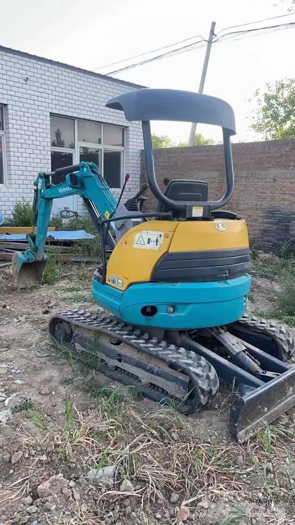 Kubota U 20 小型挖掘机