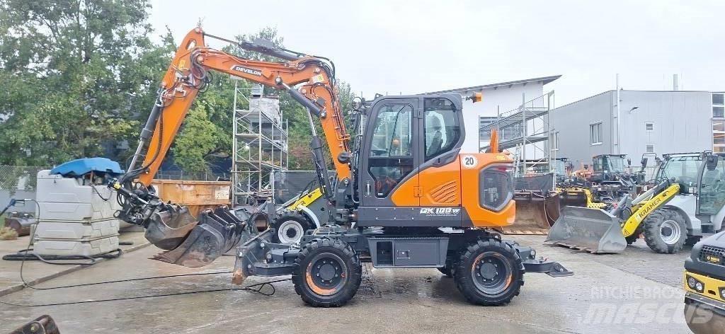 Doosan DX 100 W-7 轮式挖掘机