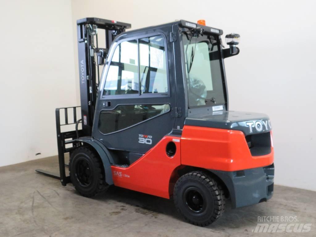 Toyota 52-8 FDF 30 柴油叉车