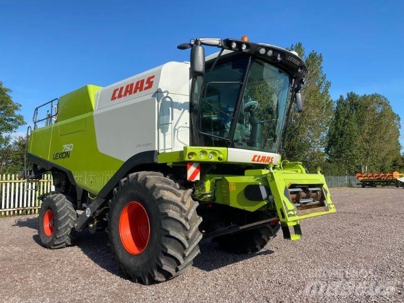 CLAAS LEXION 750 联合收割机